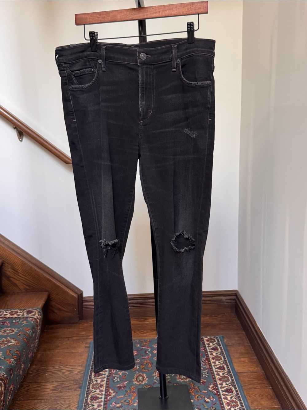 Citizens of Humanity "Rocket" High Rise Skinny Jeans Distressed Black 31
